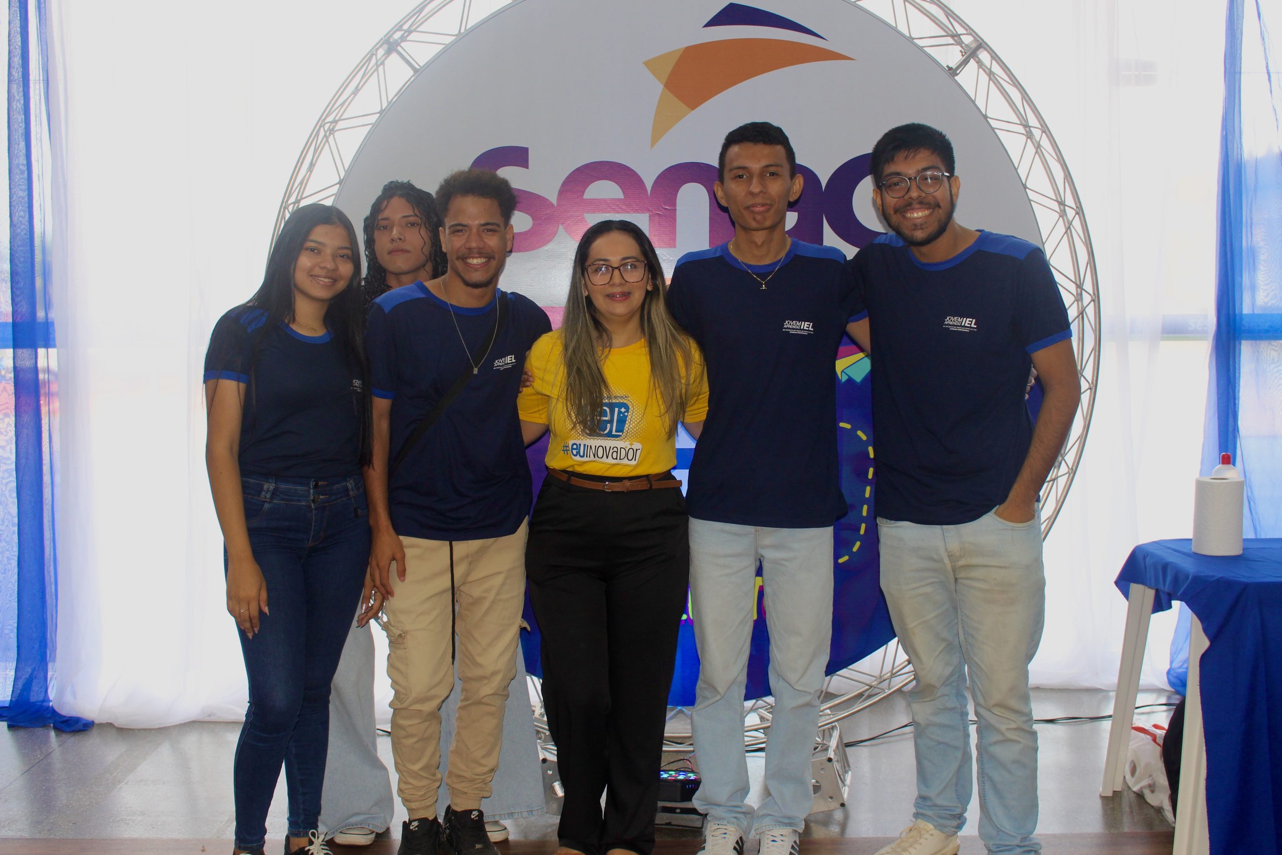 Jovens Aprendizes da AADESAM participam da Jornada IEL